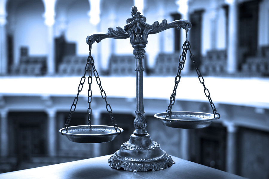 金山刑事律师大探秘：以暴制暴，合法还是违法？