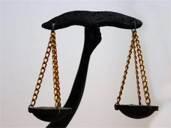 <b>东方明珠刑事律师谈刑辩律师应有的素质</b>