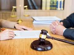 <b>上海刑事律师解读：事故导致死亡会拘留吗？交通事故责任认定法律后果</b>